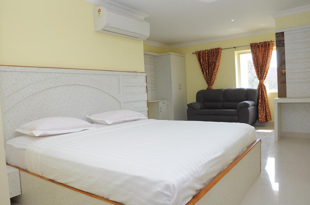 Hariharan Residency - Poonamallee Hotel Chennai Bagian luar foto