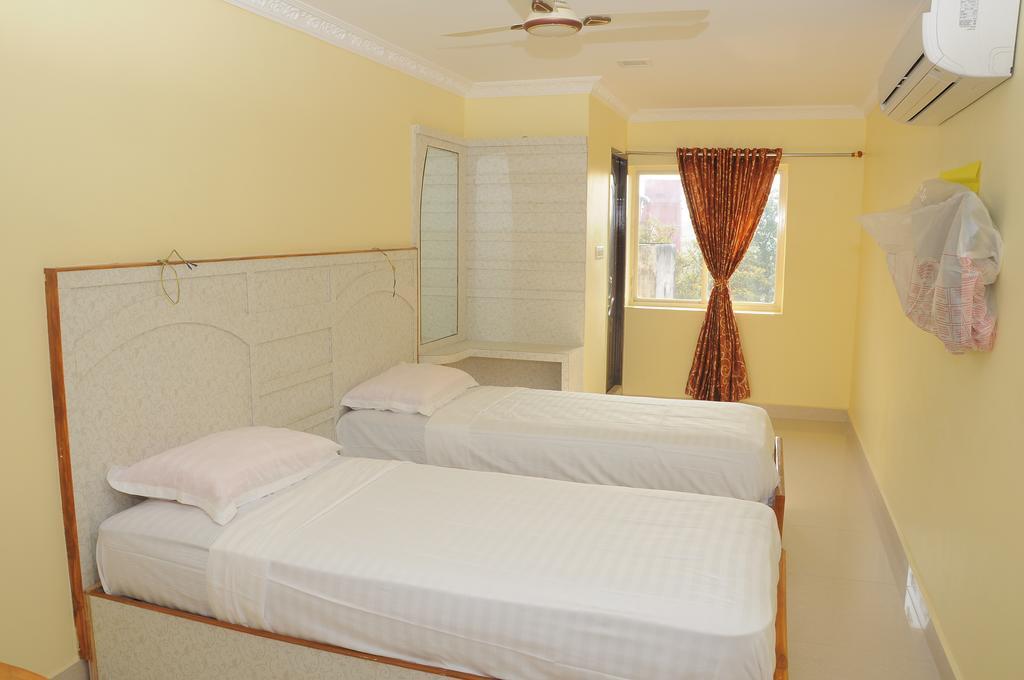 Hariharan Residency - Poonamallee Hotel Chennai Bagian luar foto