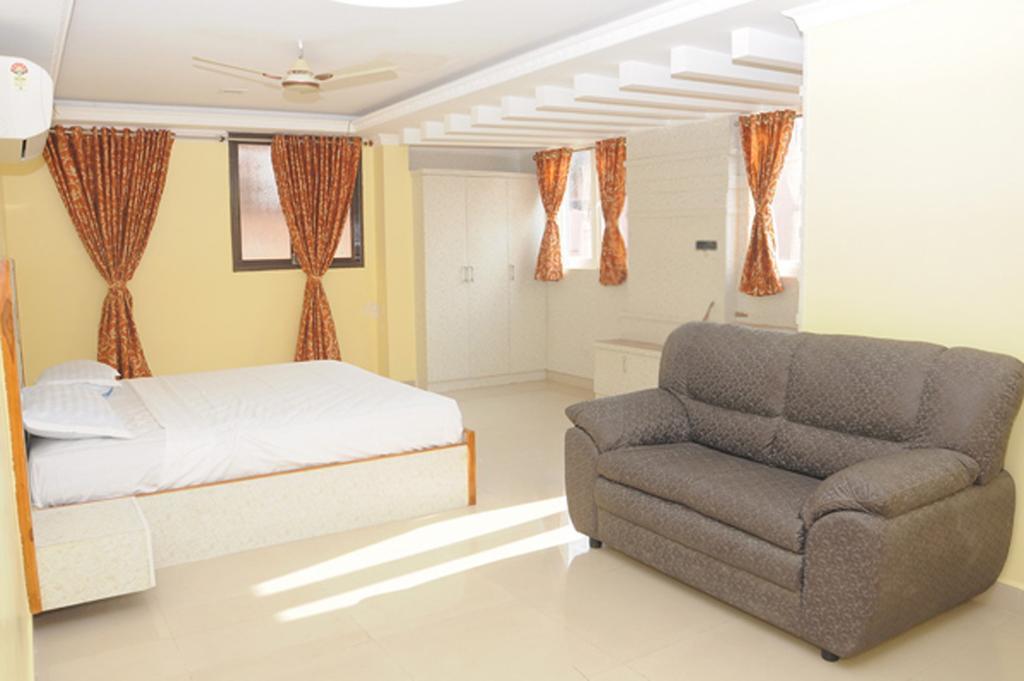 Hariharan Residency - Poonamallee Hotel Chennai Ruang foto
