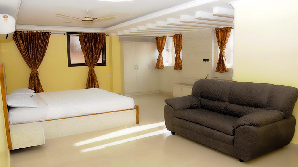 Hariharan Residency - Poonamallee Hotel Chennai Bagian luar foto